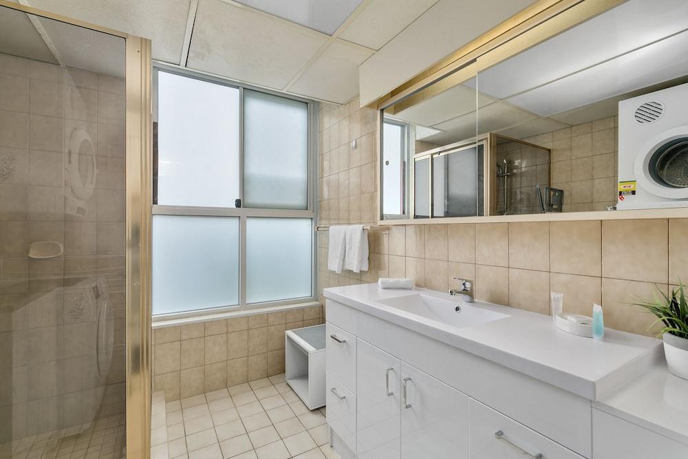 President Holiday Apartments - Absolute Beachfront 黄金海岸 外观 照片