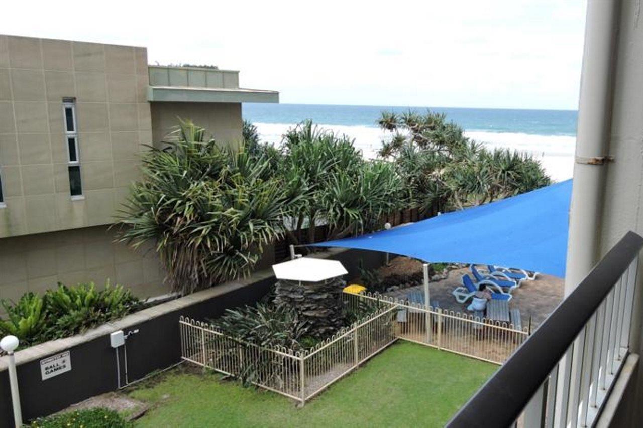 President Holiday Apartments - Absolute Beachfront 黄金海岸 外观 照片